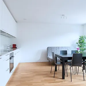  Apartment Hitrental Messe
