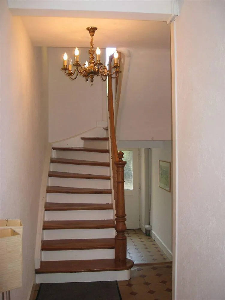 Apartment Unique Serviced Living @ Airport Line Basel